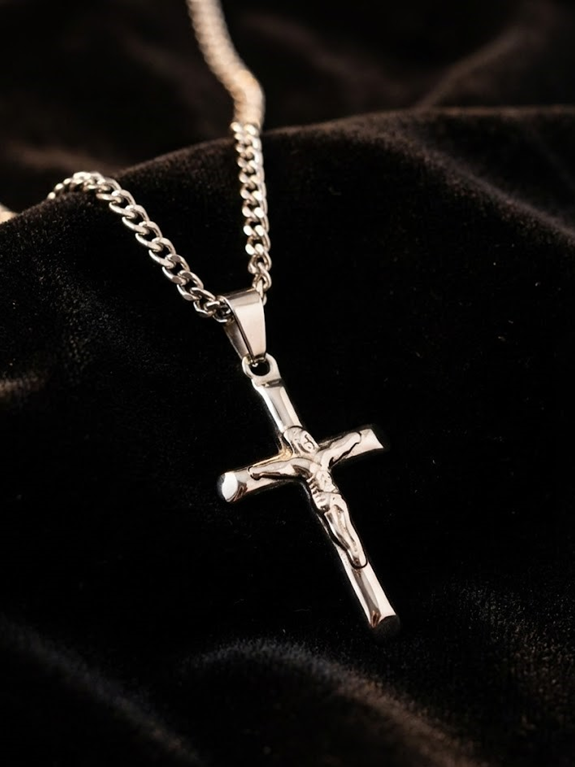 Slim Crucifix Necklace 1