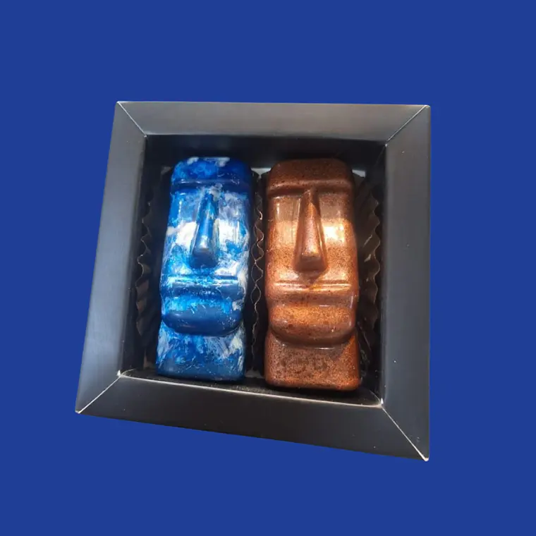 Chocolates - Moai 2