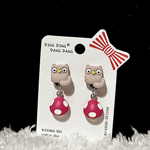 Brincos infantis com pêndulo