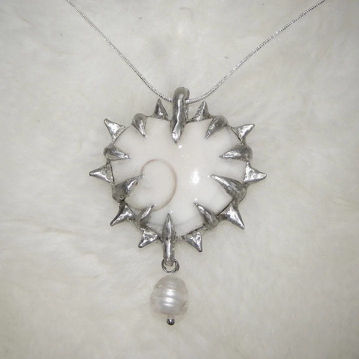 Collar concha corazón  2