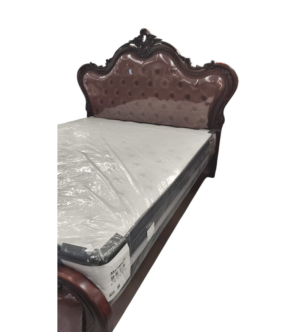 CAMA DE MADERA TAPIZADA STIRIL