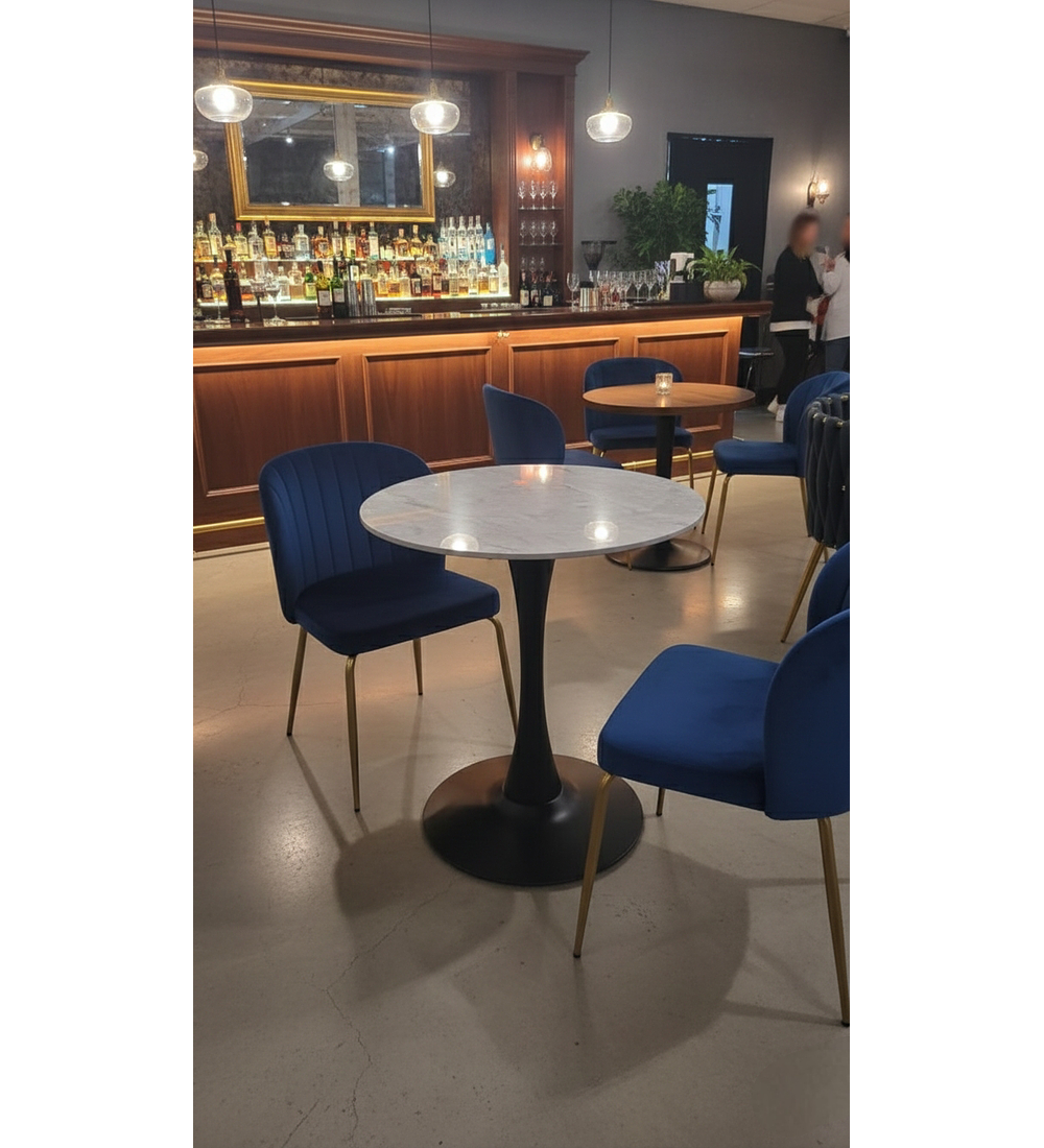 MESA DE BAR CON BASE DE FIERO COLOR NEGRO 