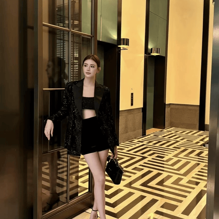 BLAZER LENTEJUELAS  3