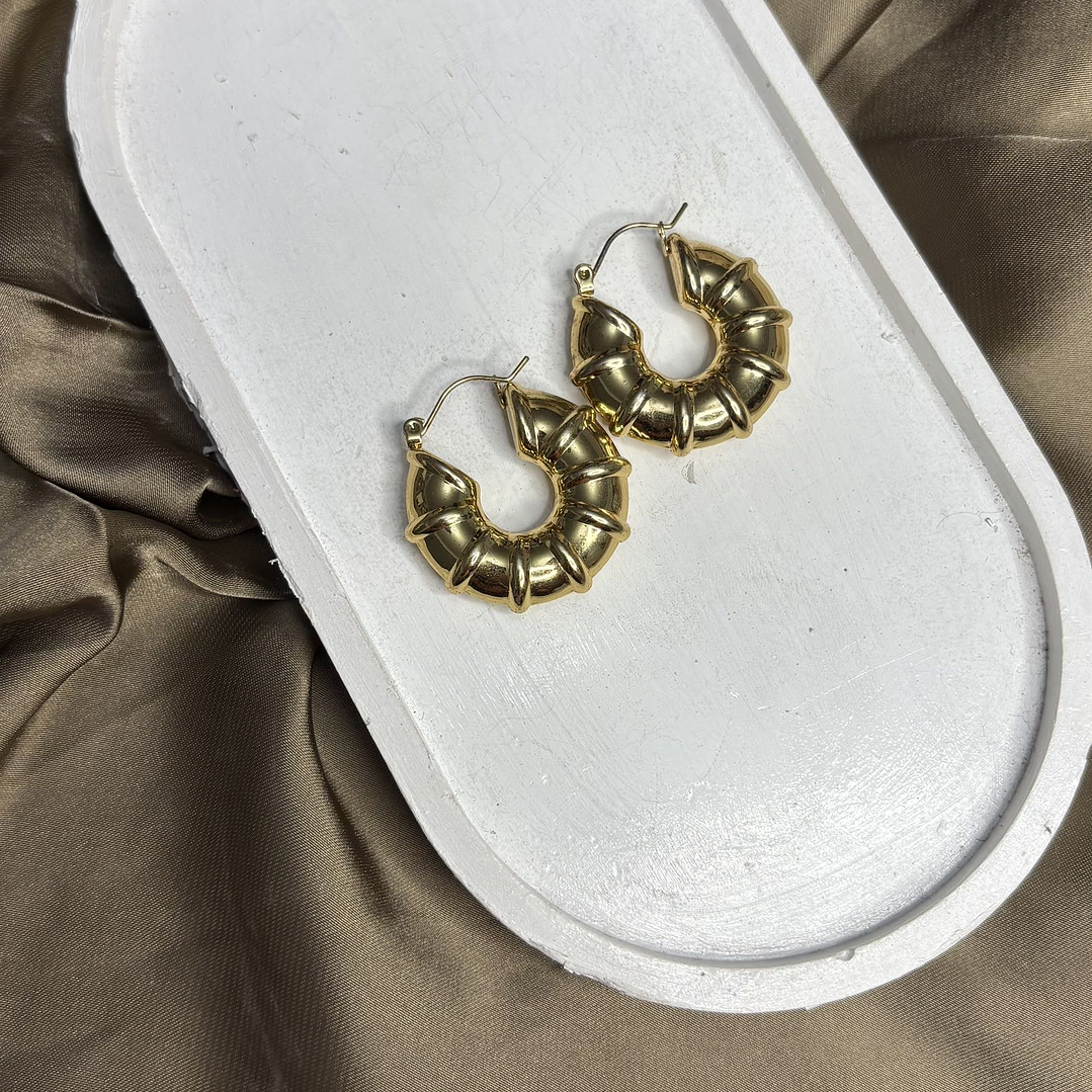 AROS ARGOLLA PUFFY DORADA 1