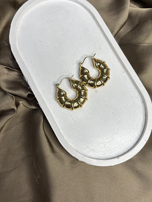 AROS ARGOLLA PUFFY DORADA