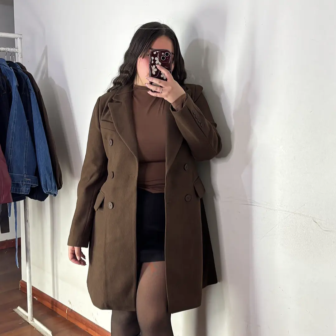 ABRIGO TIMELESS ELEGANCE 1