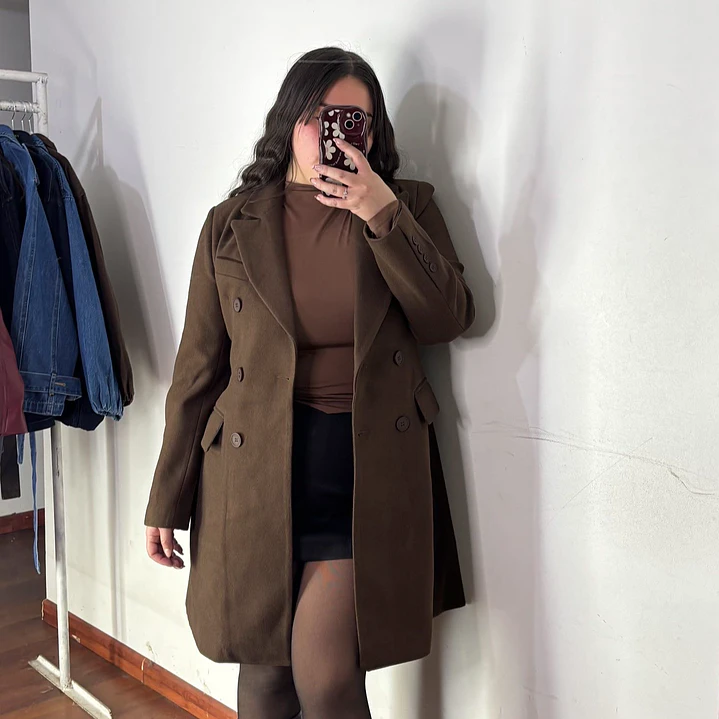 ABRIGO TIMELESS ELEGANCE 1