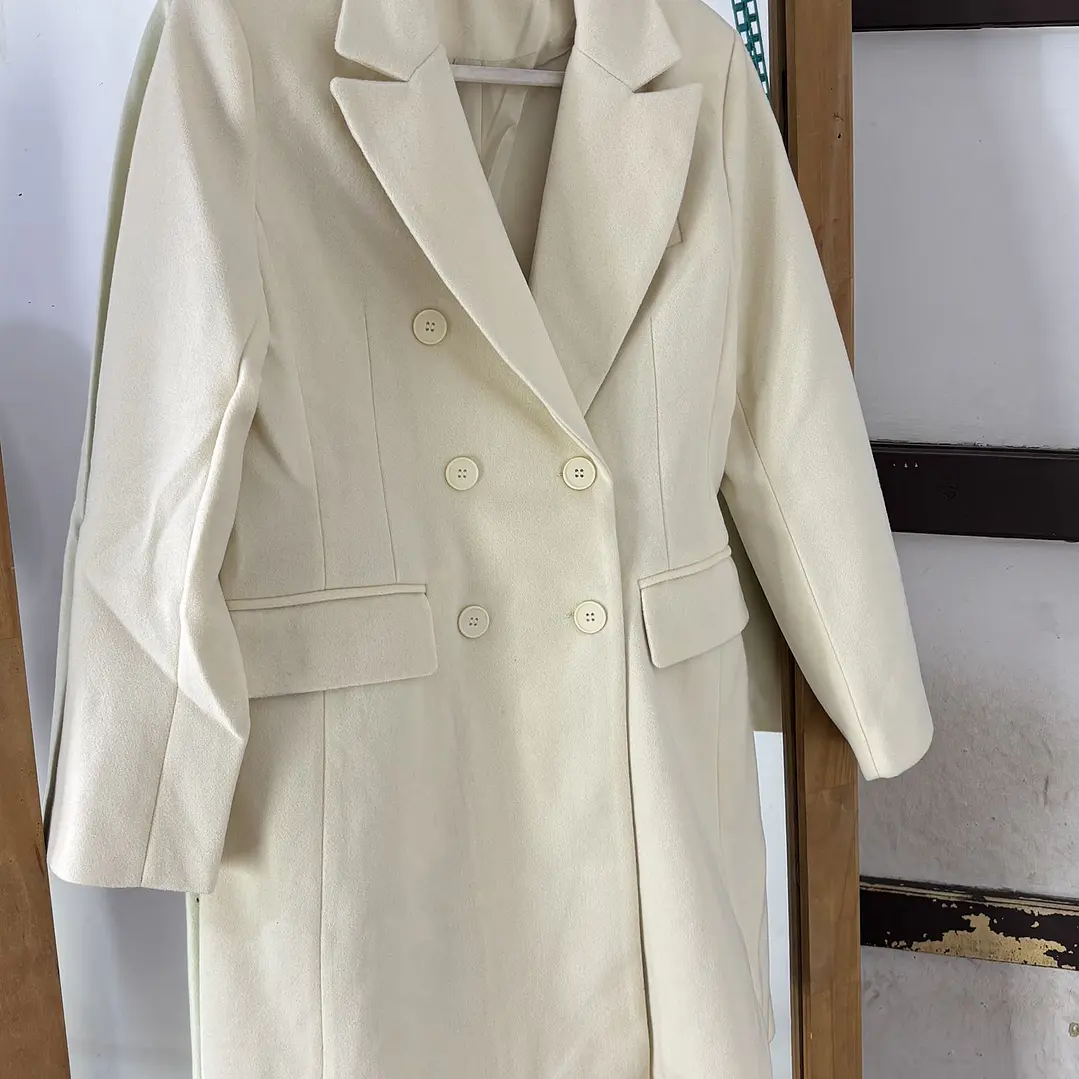 ABRIGO TIMELESS ELEGANCE 9