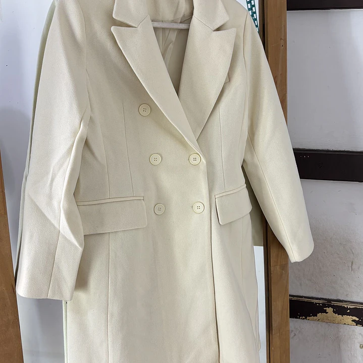 ABRIGO TIMELESS ELEGANCE 9