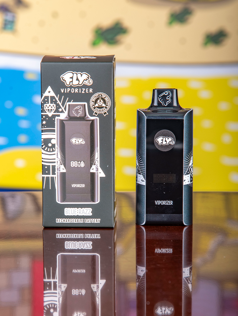 FLY is Viporizer – Blue Razz ( 10.000puff ) 1
