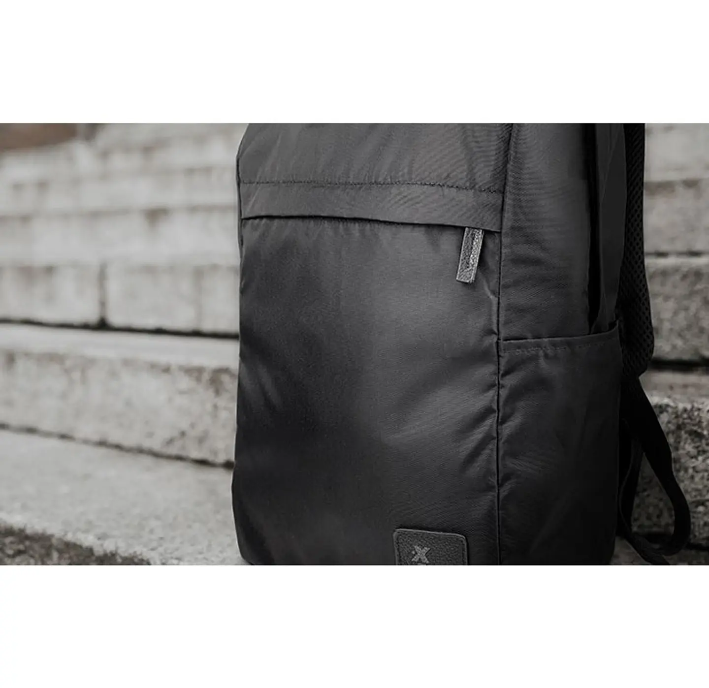 Mochila Notebook Xtech 15.6 XTB-209 Negra 4