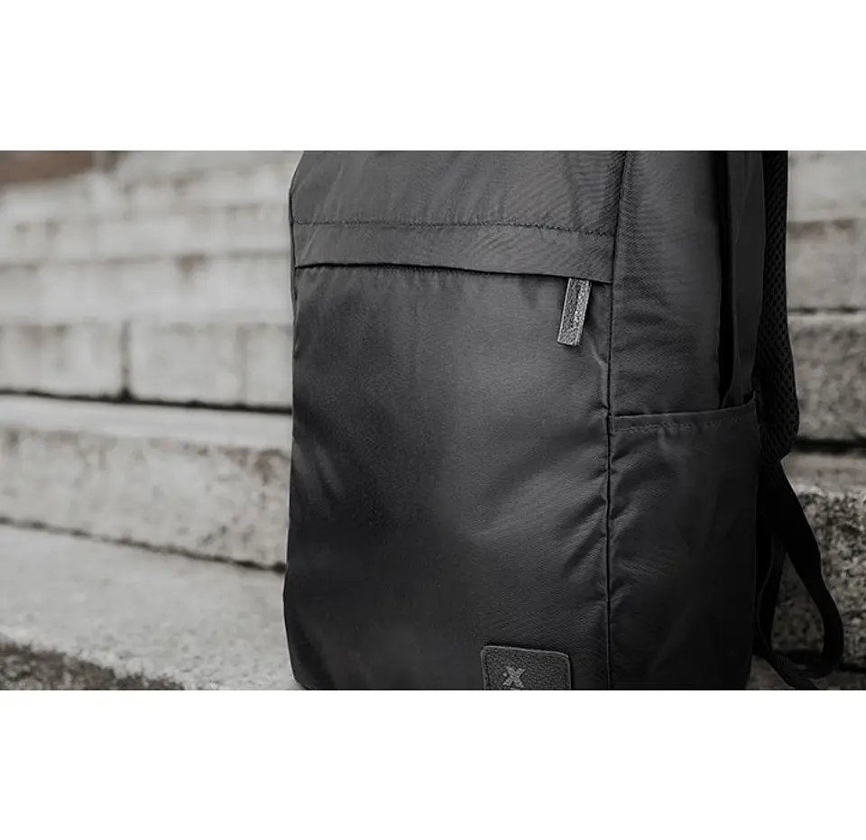 Mochila Notebook Xtech 15.6 XTB-209 Negra 4