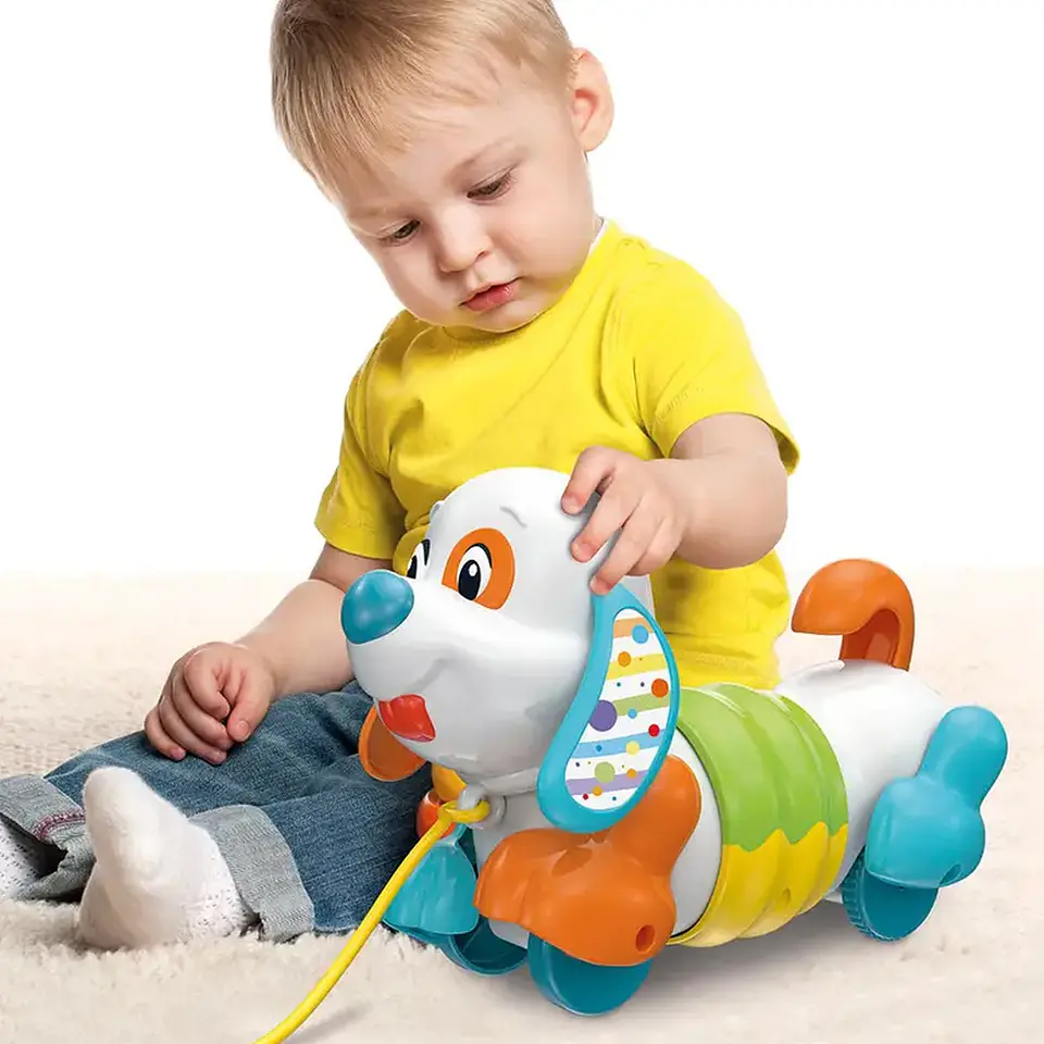 Juguete Perrito De Arrastre Charlie Clementoni 2