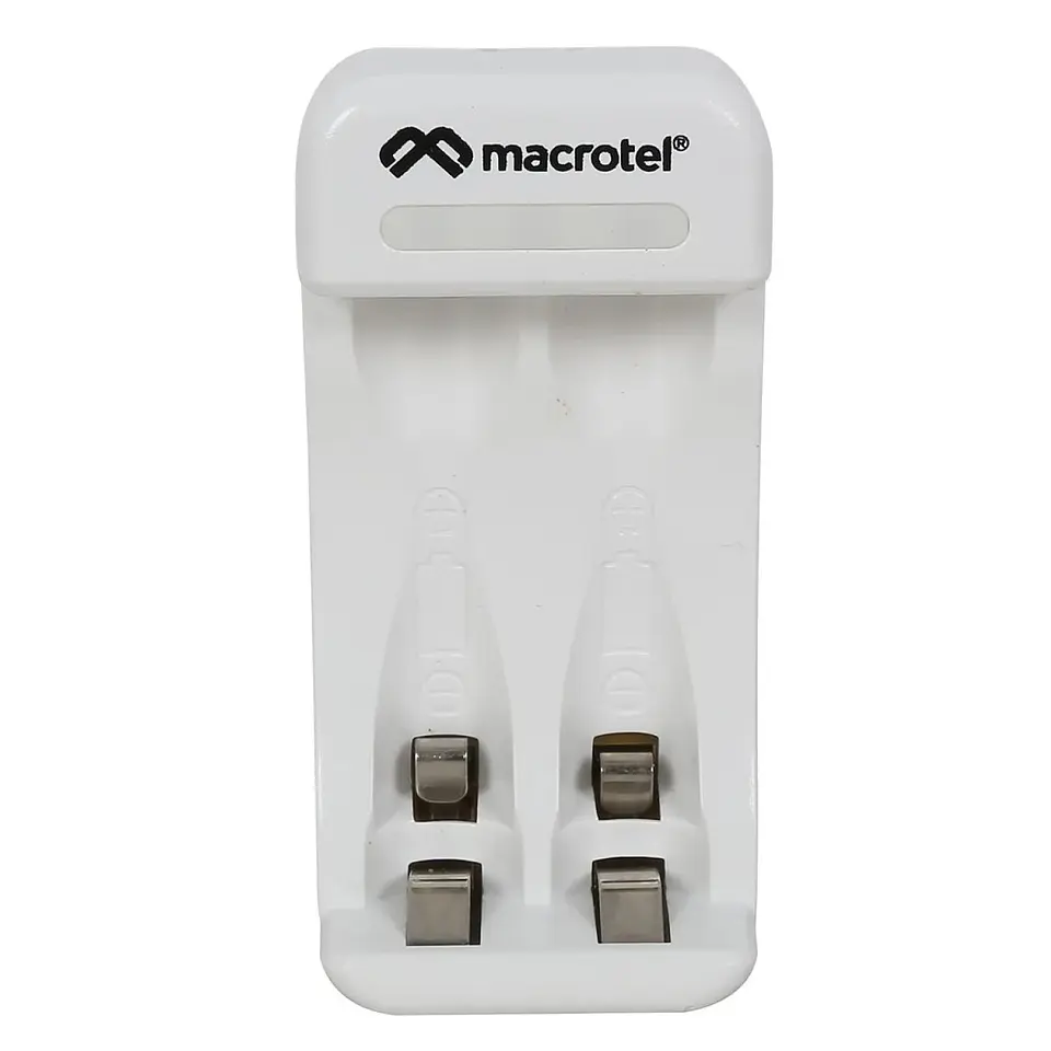 Cargador + 2 pilas AA + 2 Pilas AAA Recargables Macrotel 2