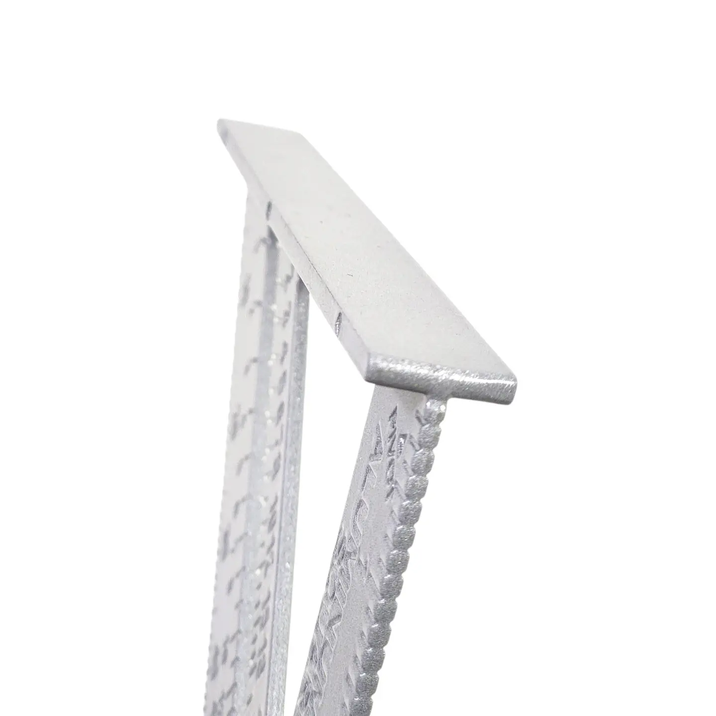 Escuadra Metálica Triangular 7