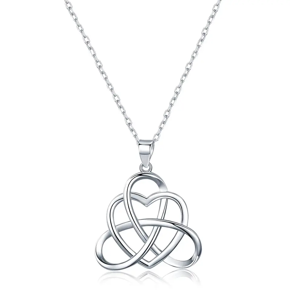 Collar Corazon Nudo Celta Plateado 1