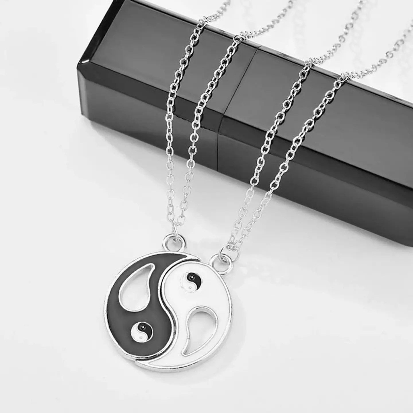 Collar Yin Yang Pareja Negro Blanco 3