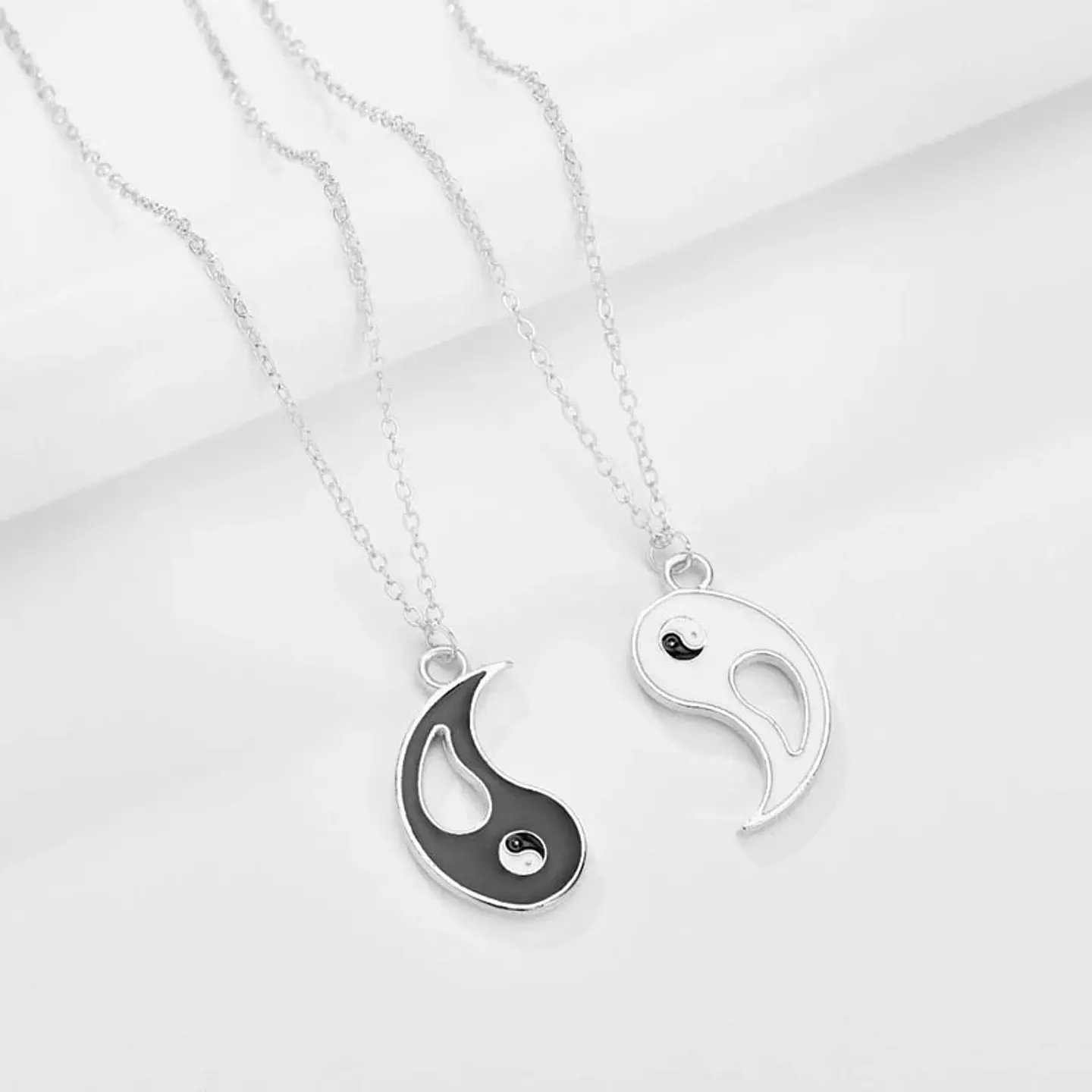 Collar Yin Yang Pareja Negro Blanco 4