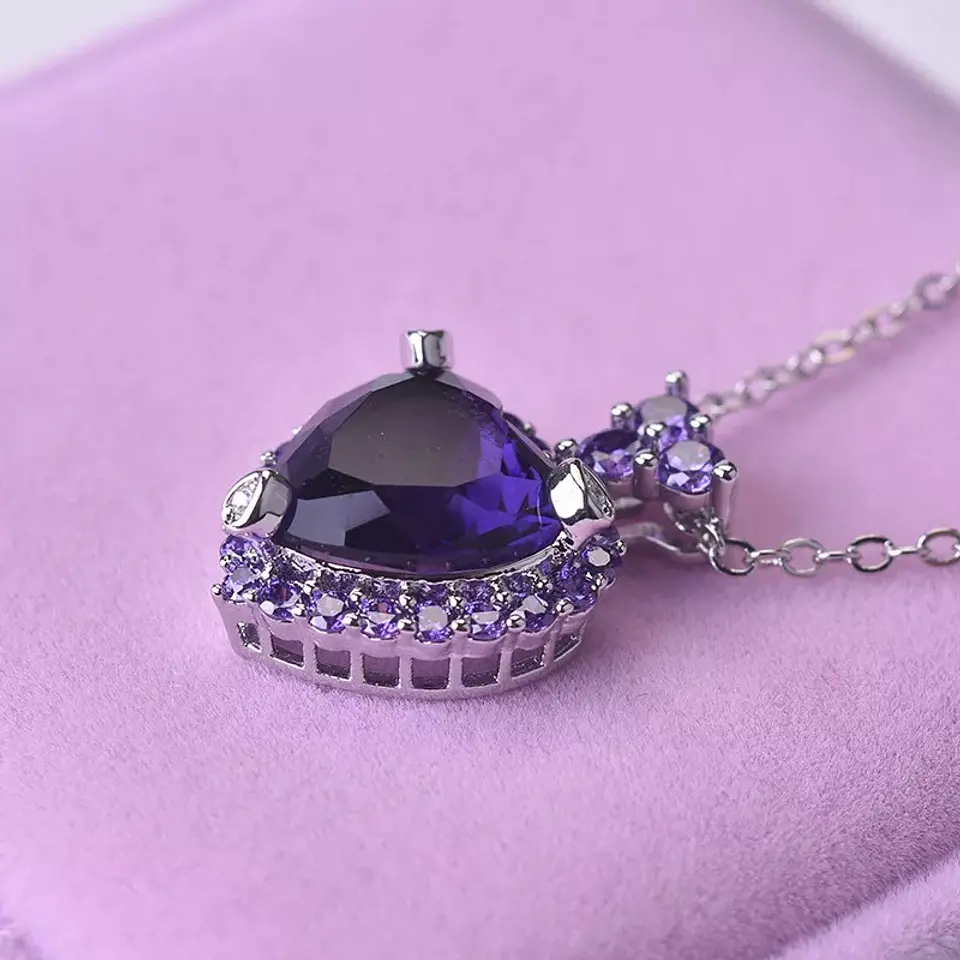 Collar Corazon Cristal Morado 3