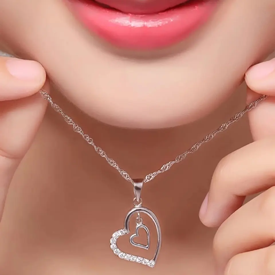 Collar Doble Corazon Interior Plateado 3