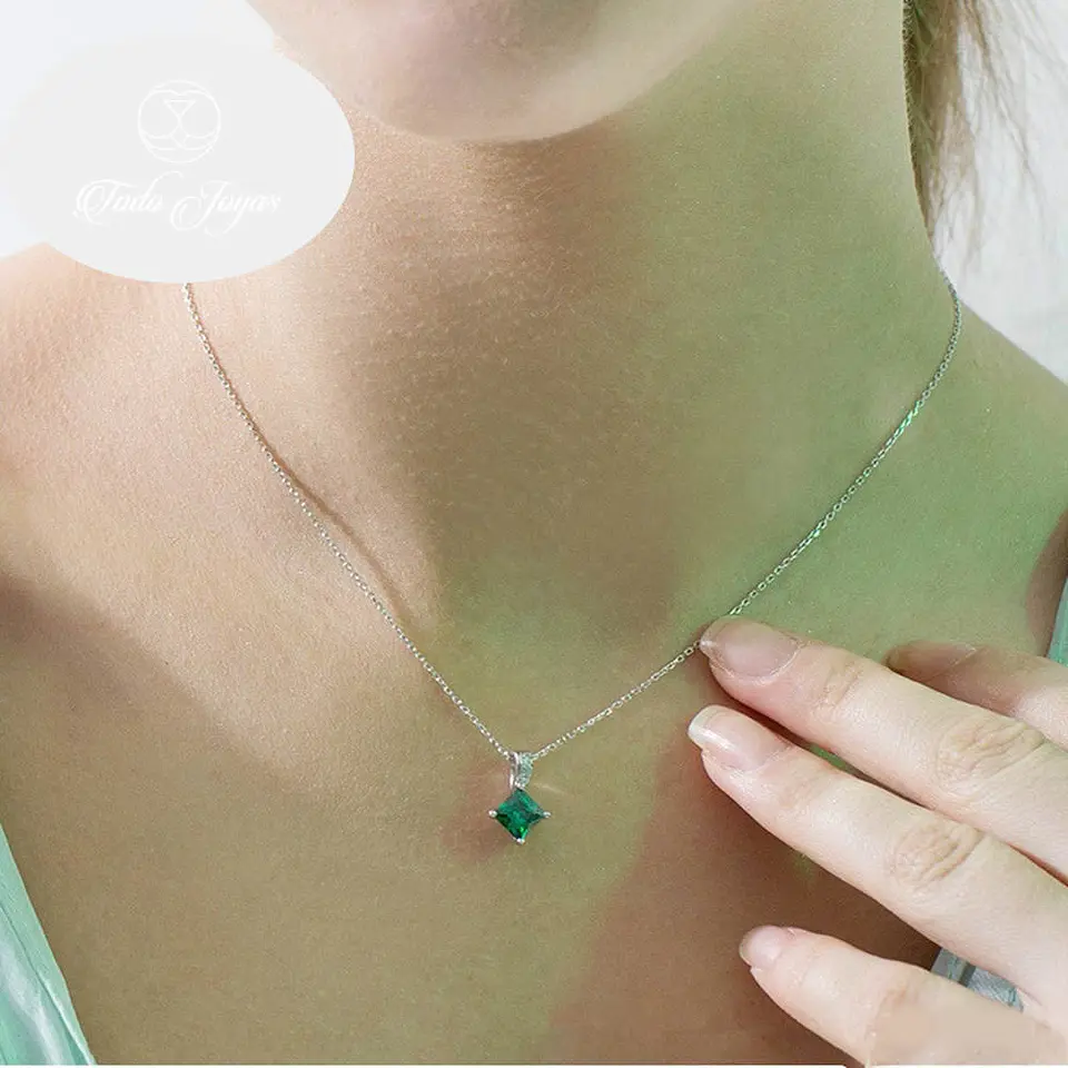 Collar Cristal Verde Cuadrado Plateado 5