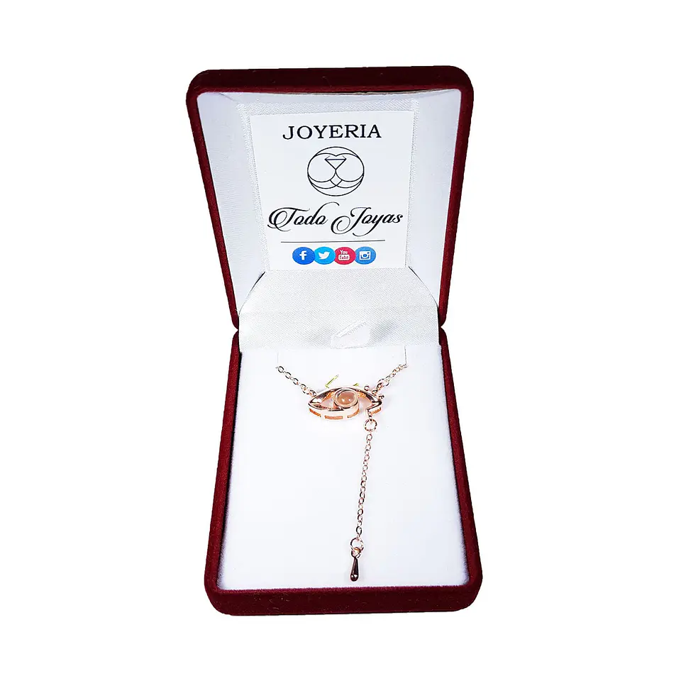 Collar Ojo Te Amo en 100 Idiomas Dorado 2