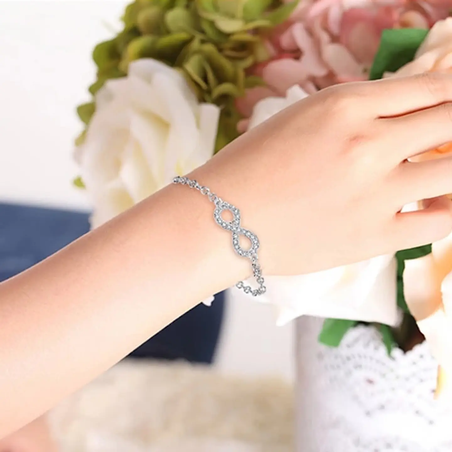 Pulsera Plata 925 Infinito Circones Blancos 3