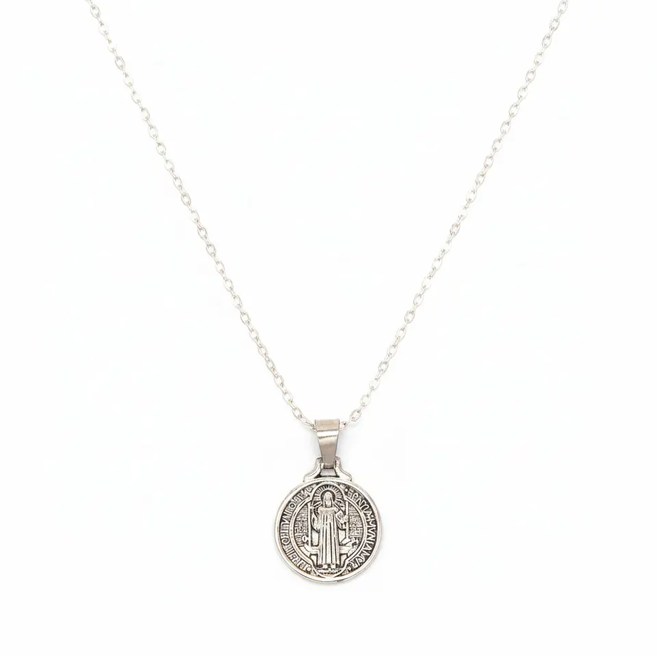 Collar Medalla San Benito Plateado 3