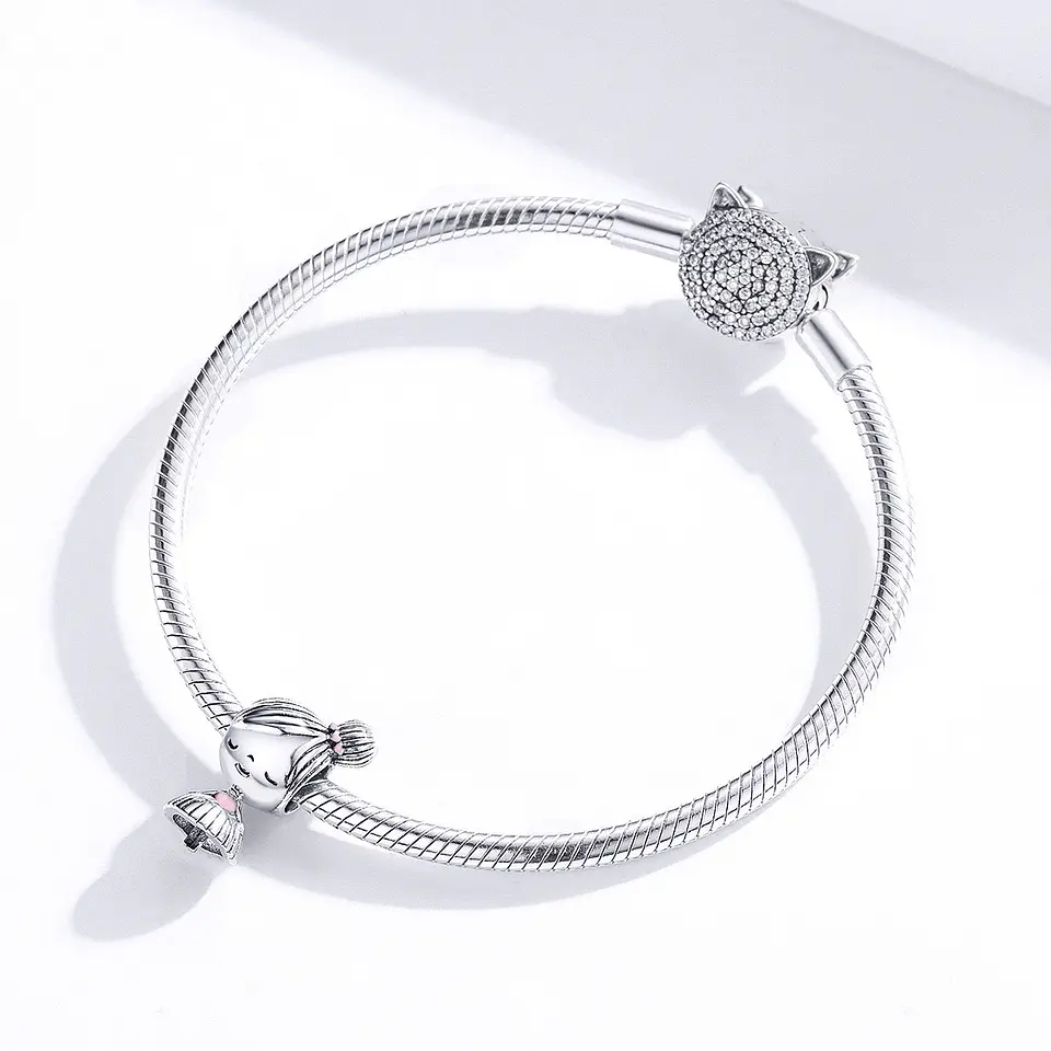 Charm Dije Plata 925 Niña con Moño 3