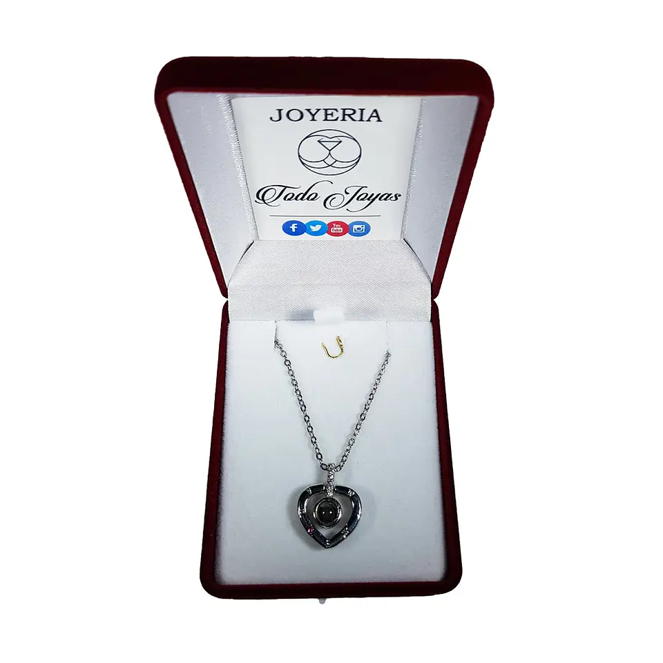 Collar Corazon Te Amo en 100 Idiomas Plateado 2