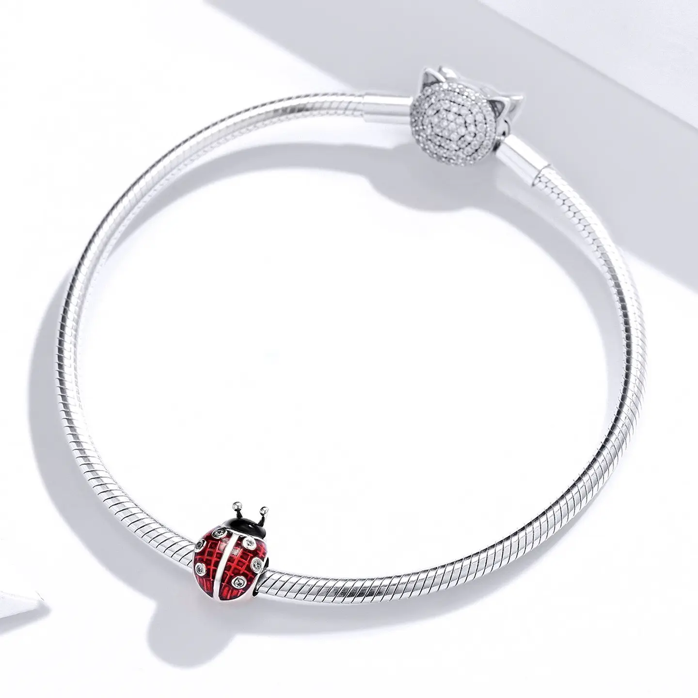 Charm Dije Plata 925 Mariquita Roja con Negro 2