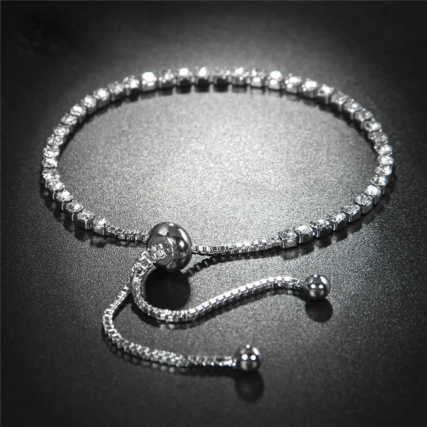 Pulsera Con Circones Plateada Ajustable 3