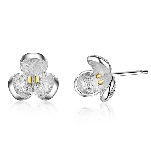 Aros de Flor Tres Petalos Plateados
