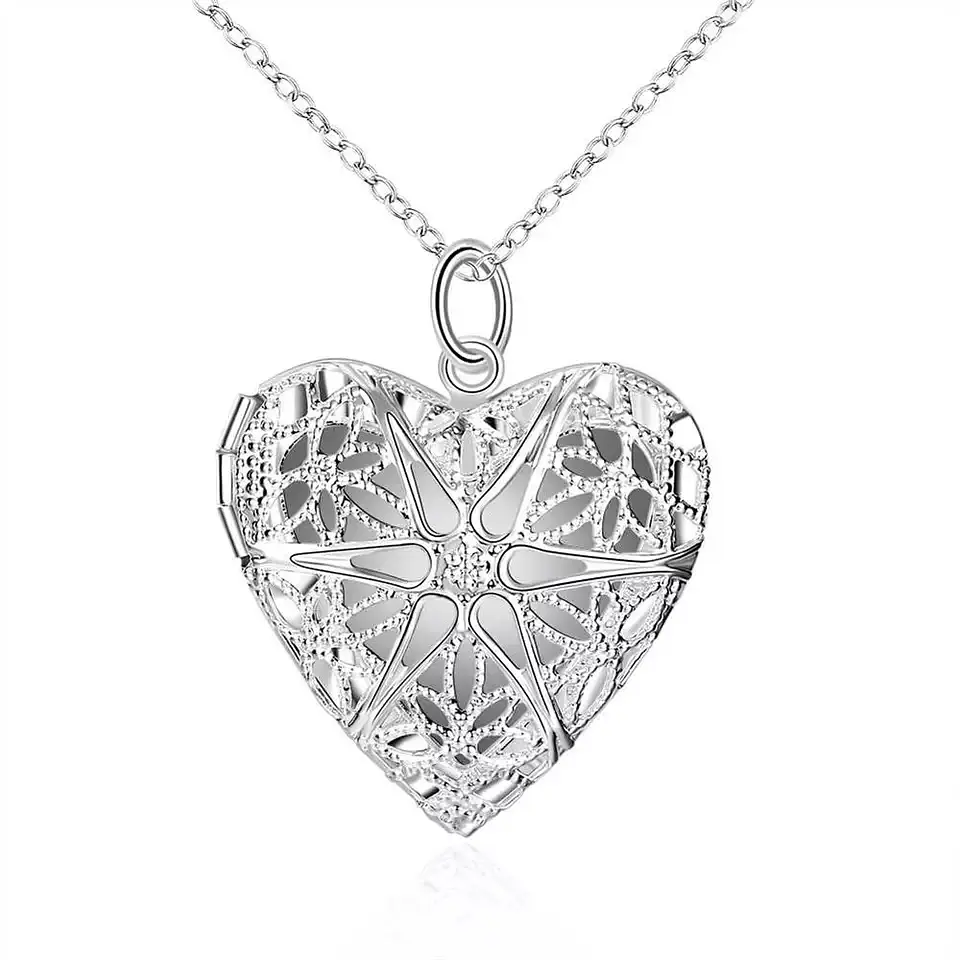 Collar Relicario Corazon Plateado 1