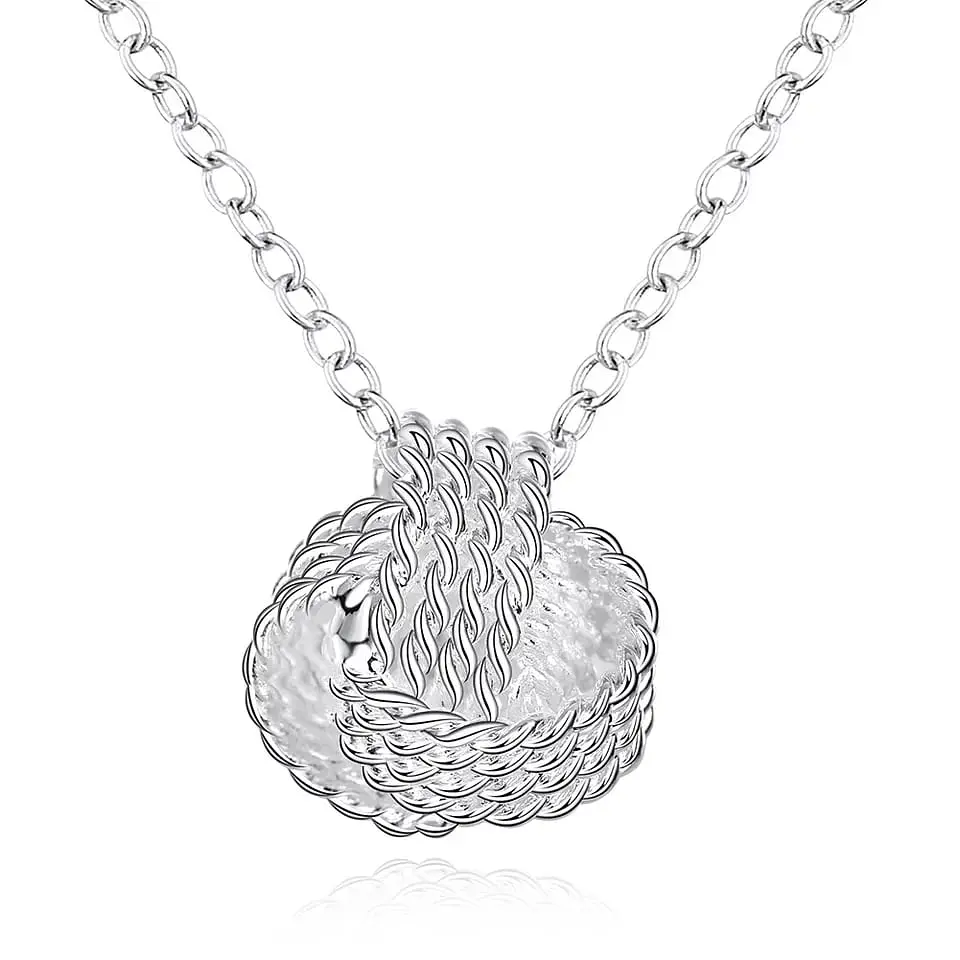 Collar Colgante Nudo Plateado 1