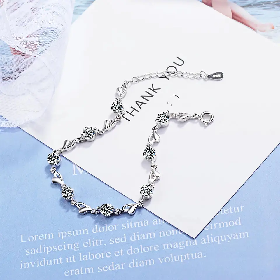Pulsera Corazones y Circones Plateada 3