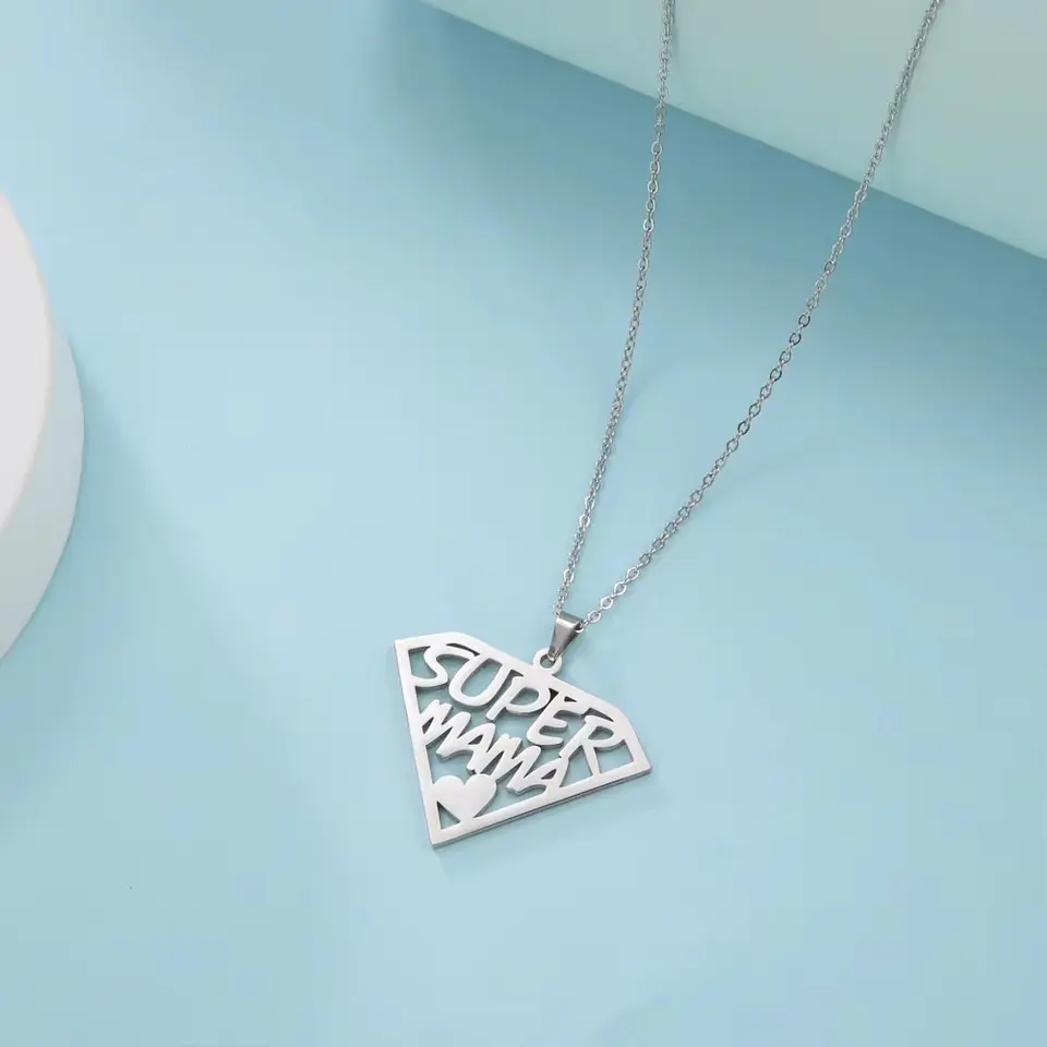 Collar Super Mama Acero Plateado 4