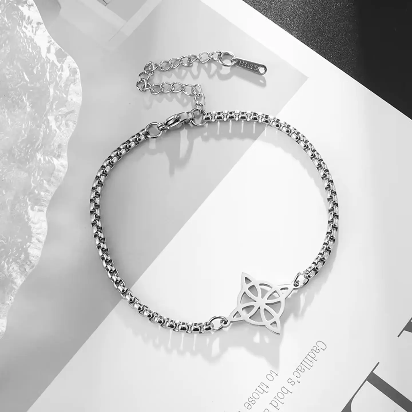 Pulsera Nudo de Bruja Celta Plateada Acero MD1125 2
