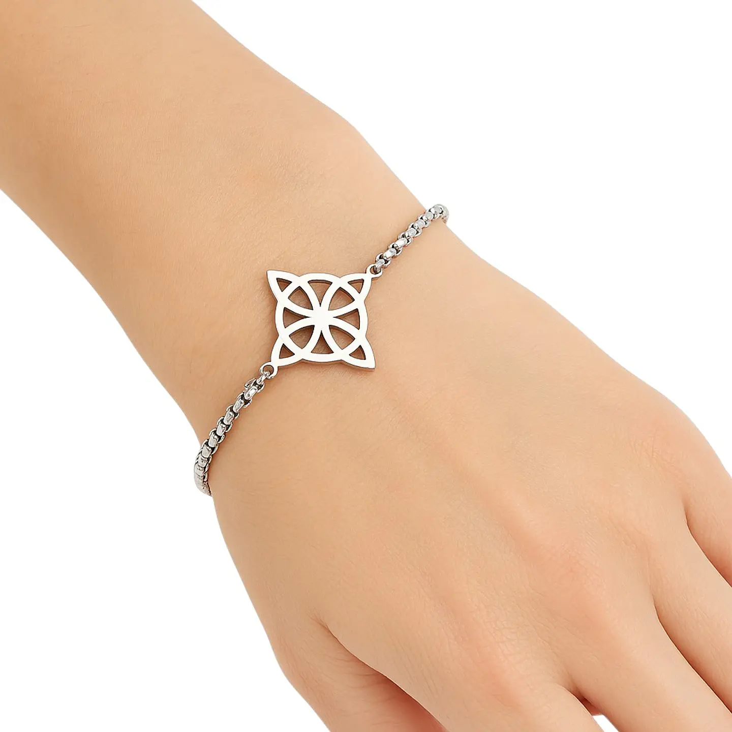 Pulsera Nudo de Bruja Celta Plateada Acero MD1125 4
