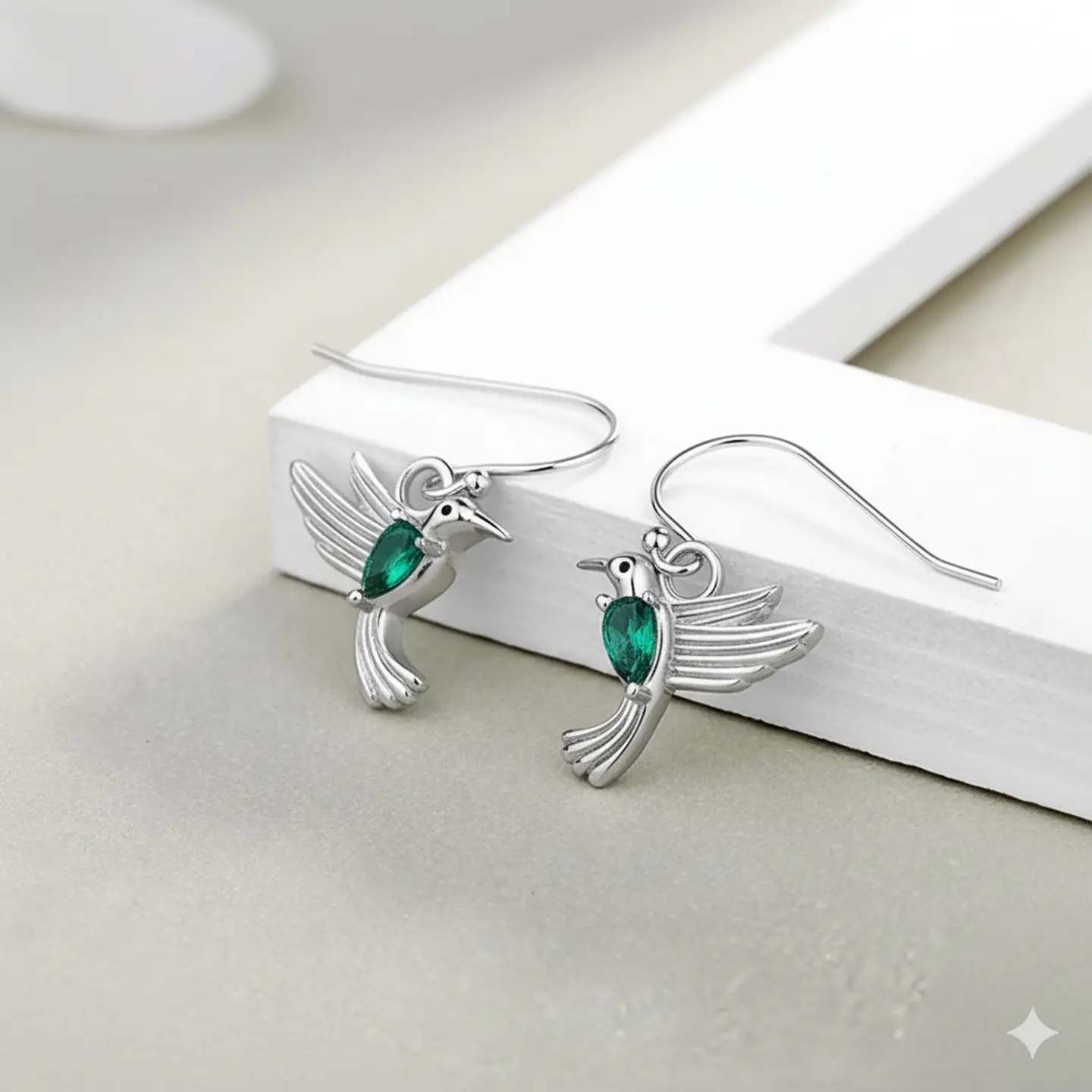 Aros Colgate Colibrí Ave Cristal Verde 2