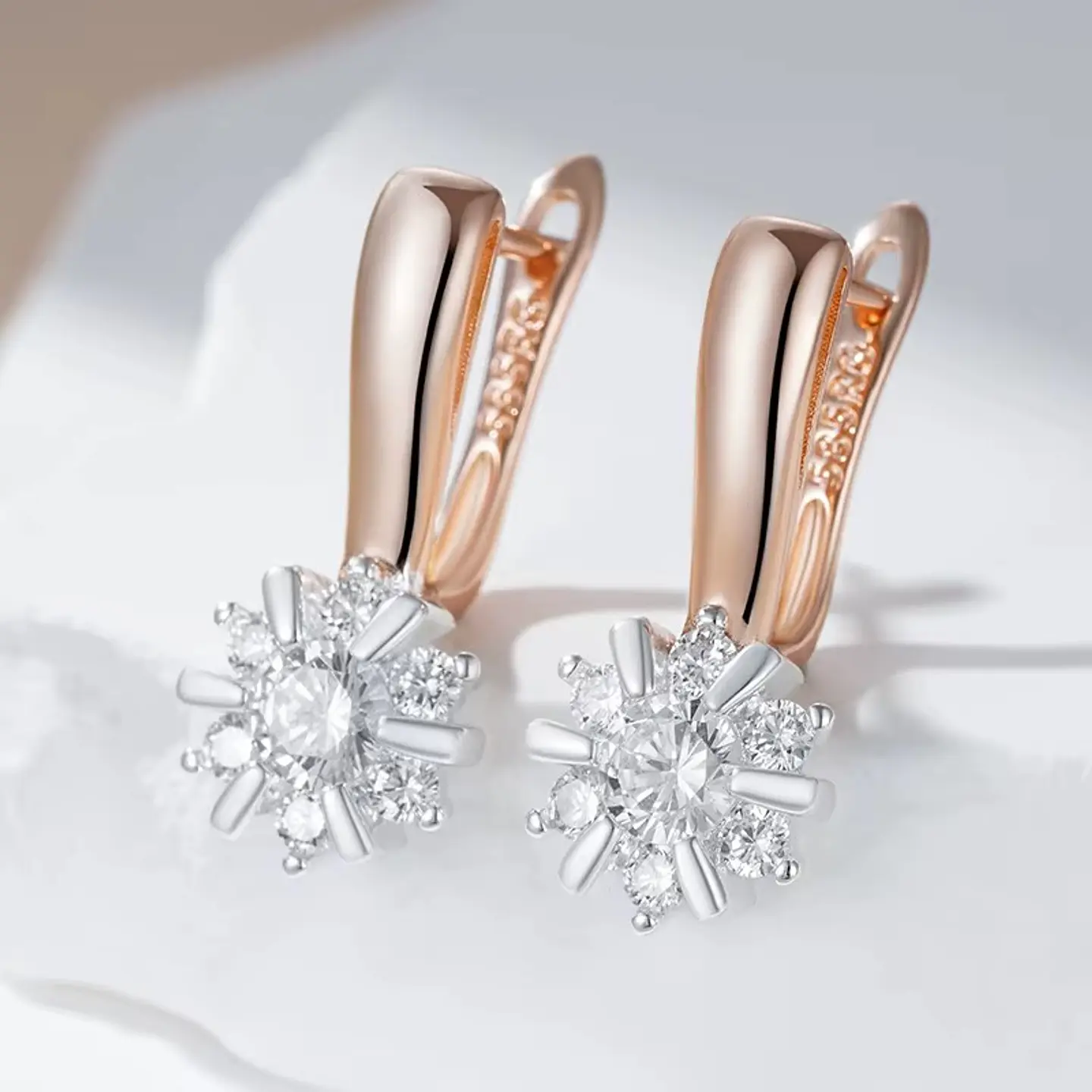 Aros Colgantes Flor de Circones Dorado Rosa 2