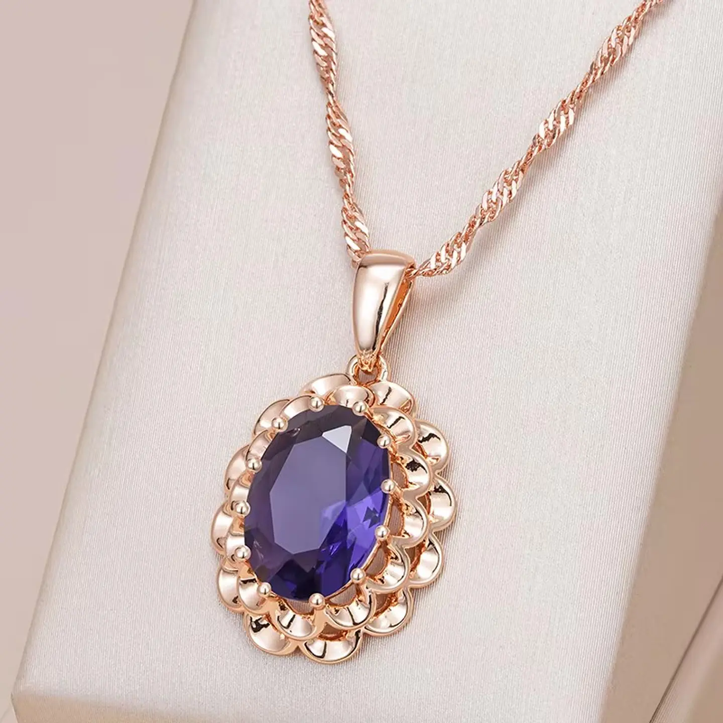 Collar Cristal Purpura Ovalado Dorado Rosa 7