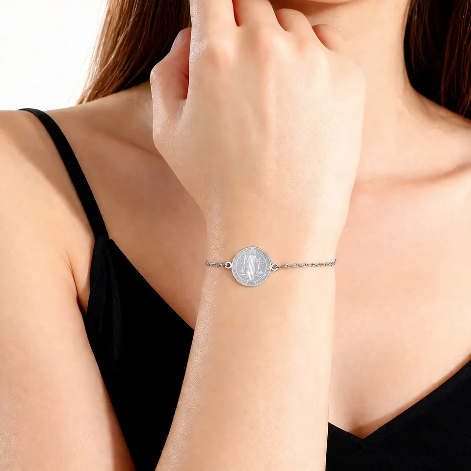 Pulsera Medalla San Benito Acero Plateada 3
