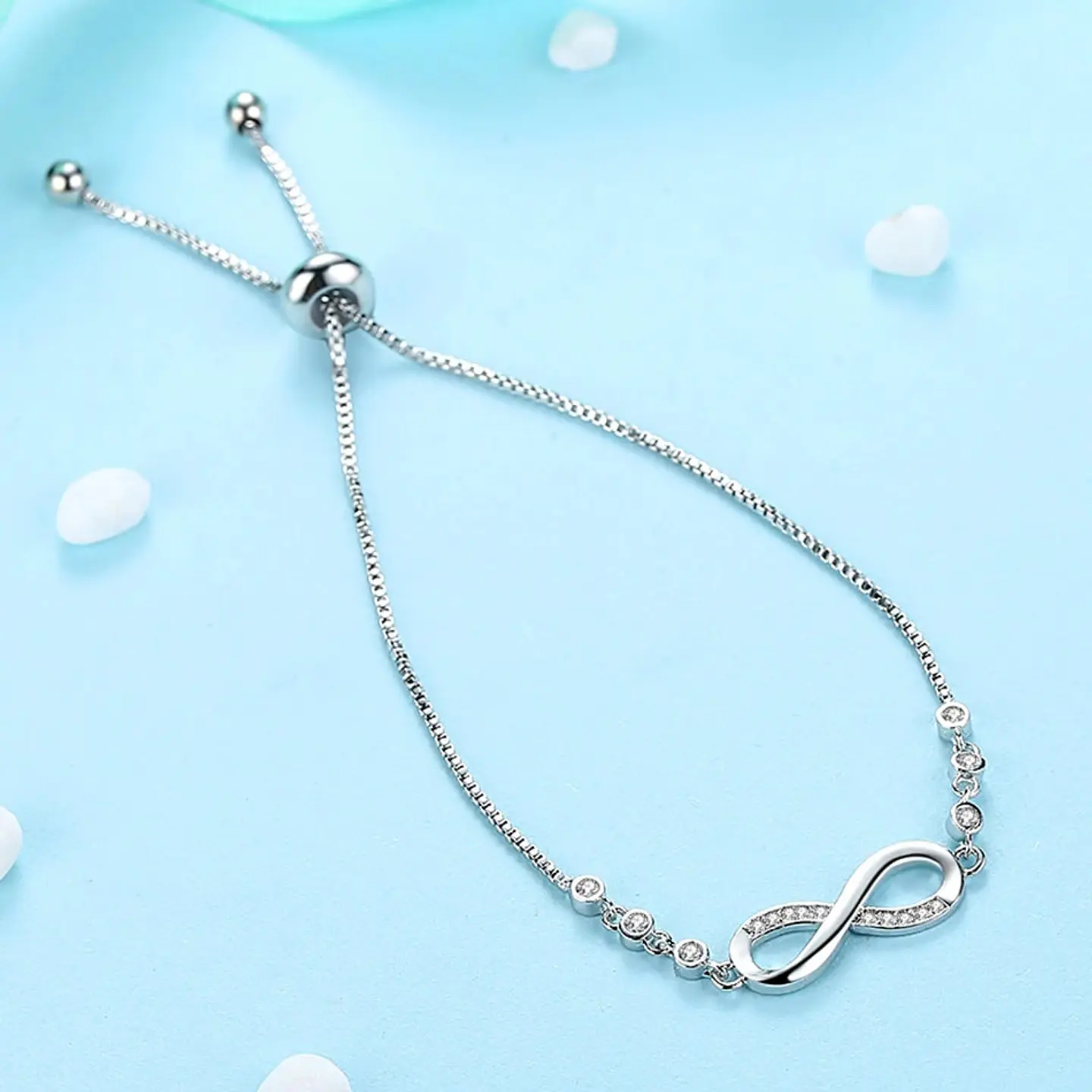 Pulsera Infinito Con Circones Plateada 3
