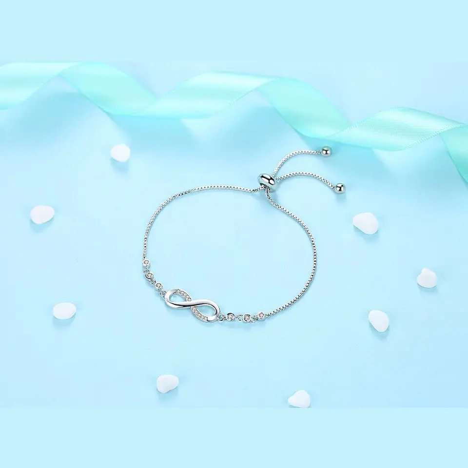 Pulsera Infinito Con Circones Plateada 4