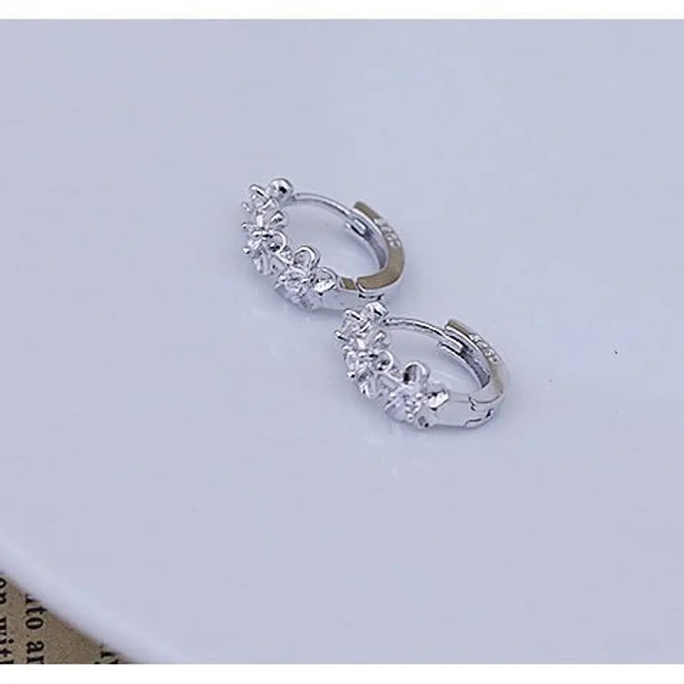 Aros Tres Flores con Circones Plateado 3