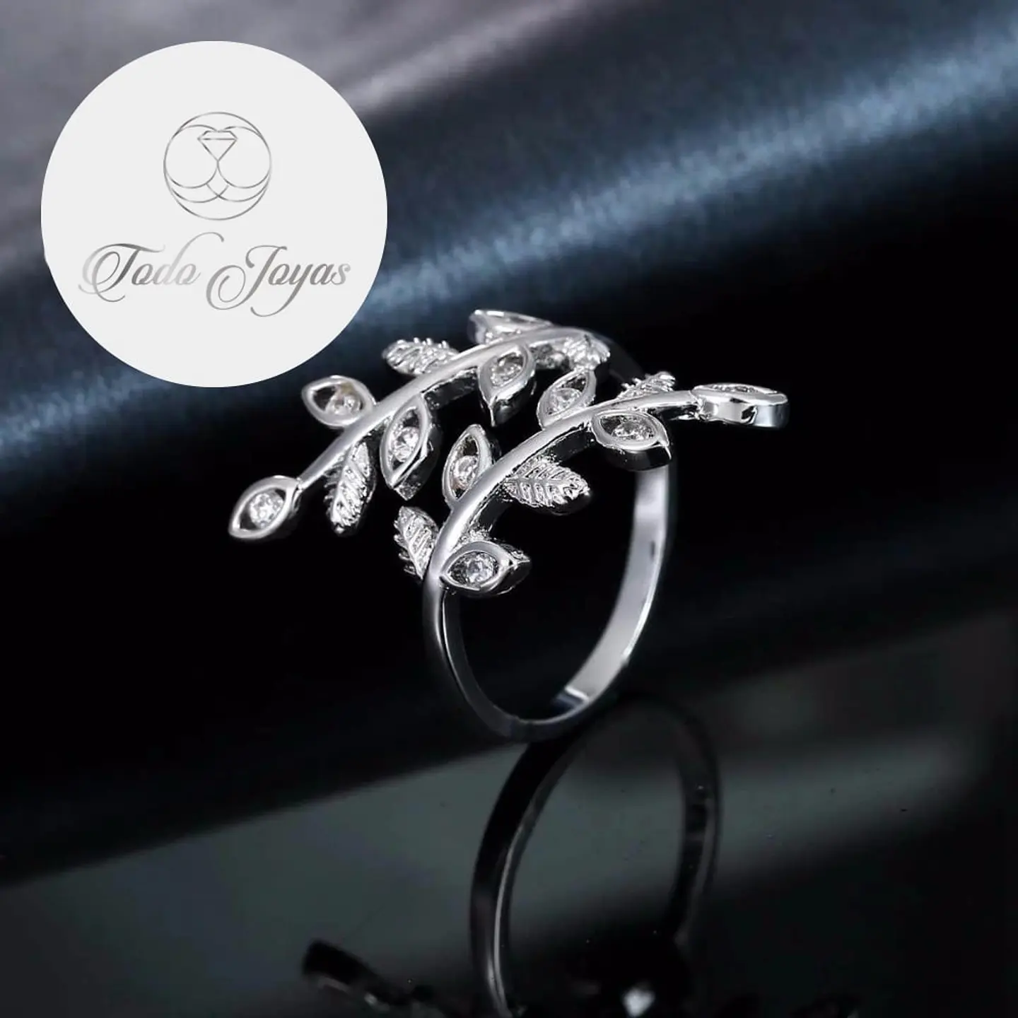Anillo Hojas Circones Plateado 3