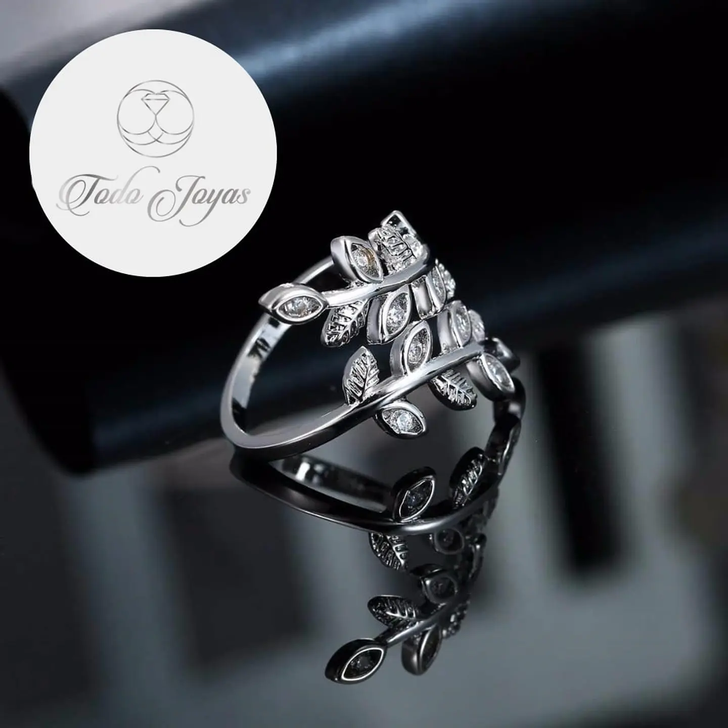 Anillo Hojas Circones Plateado 4