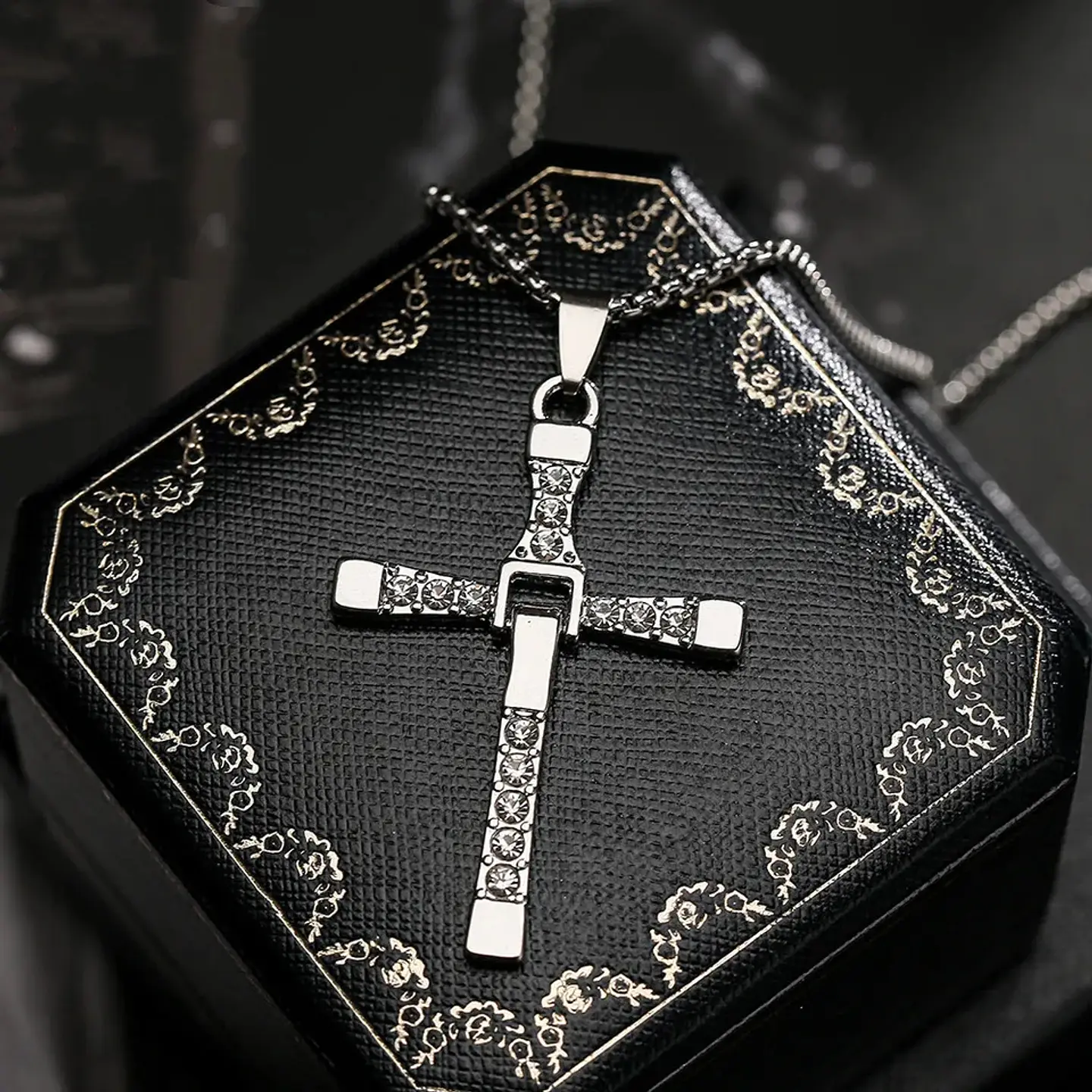 Collar Cruz de Dominic Toretto Acero 50x30mm 3