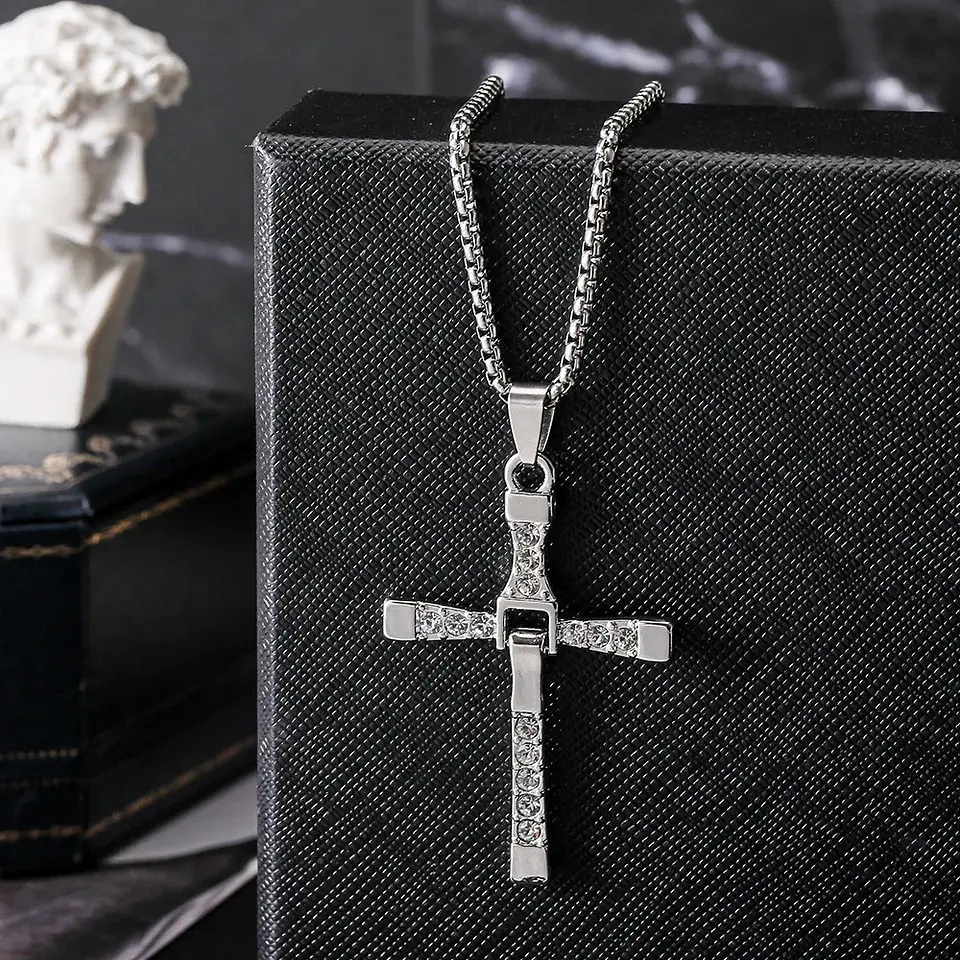 Collar Cruz de Dominic Toretto Acero 50x30mm 5